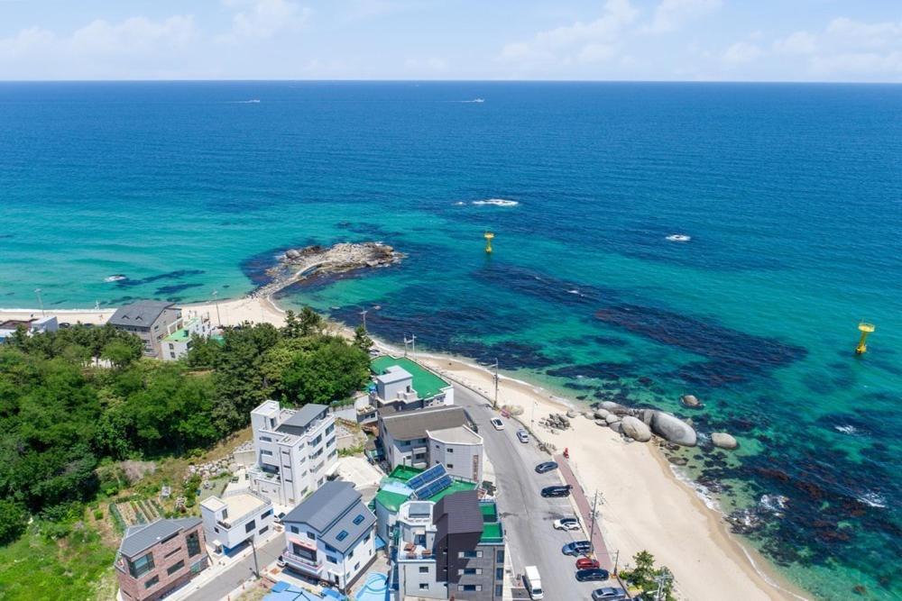 Gangneung Blanc Beach Pension Exterior photo
